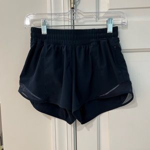 Lululemon Hotty Hot shorts 4”. Navy, Size 4.
